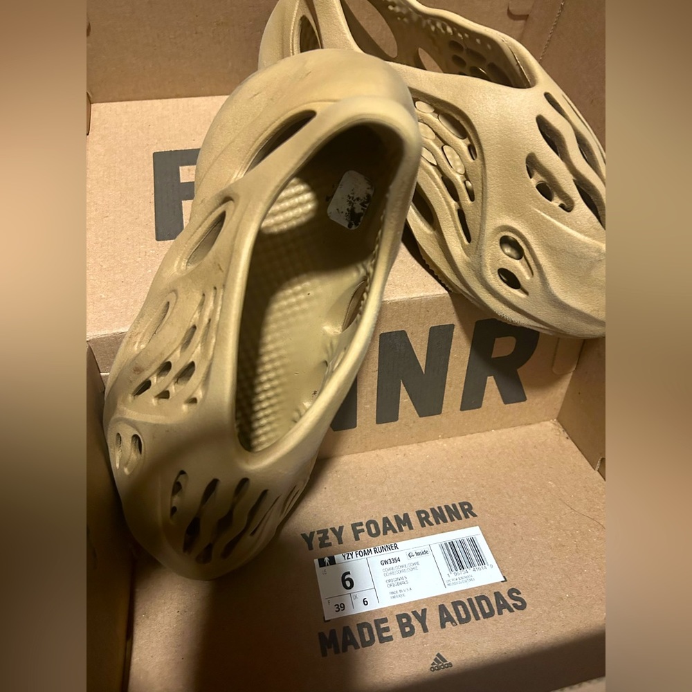 Yeezy Foam RNR